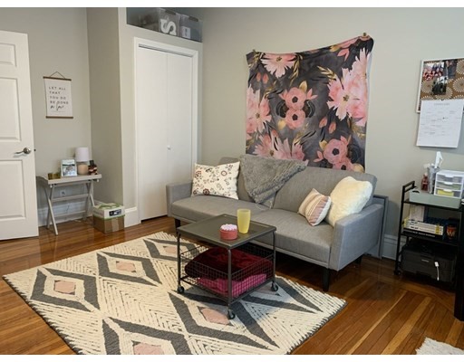 1082 Commonwealth Ave, Allston