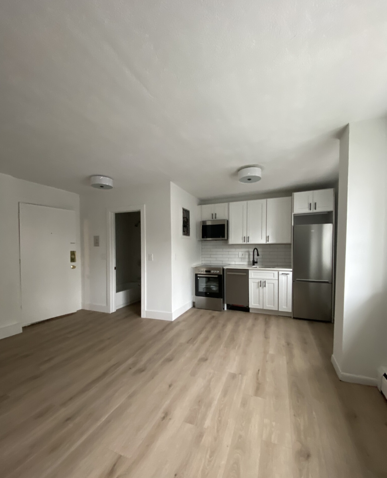 740 E 7th, South Boston