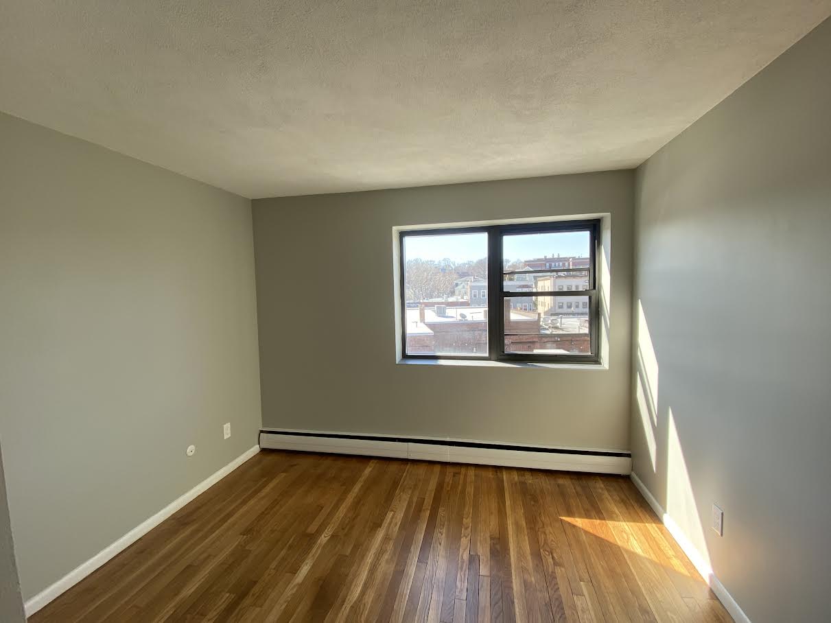 15 Leicester St, Oak Square