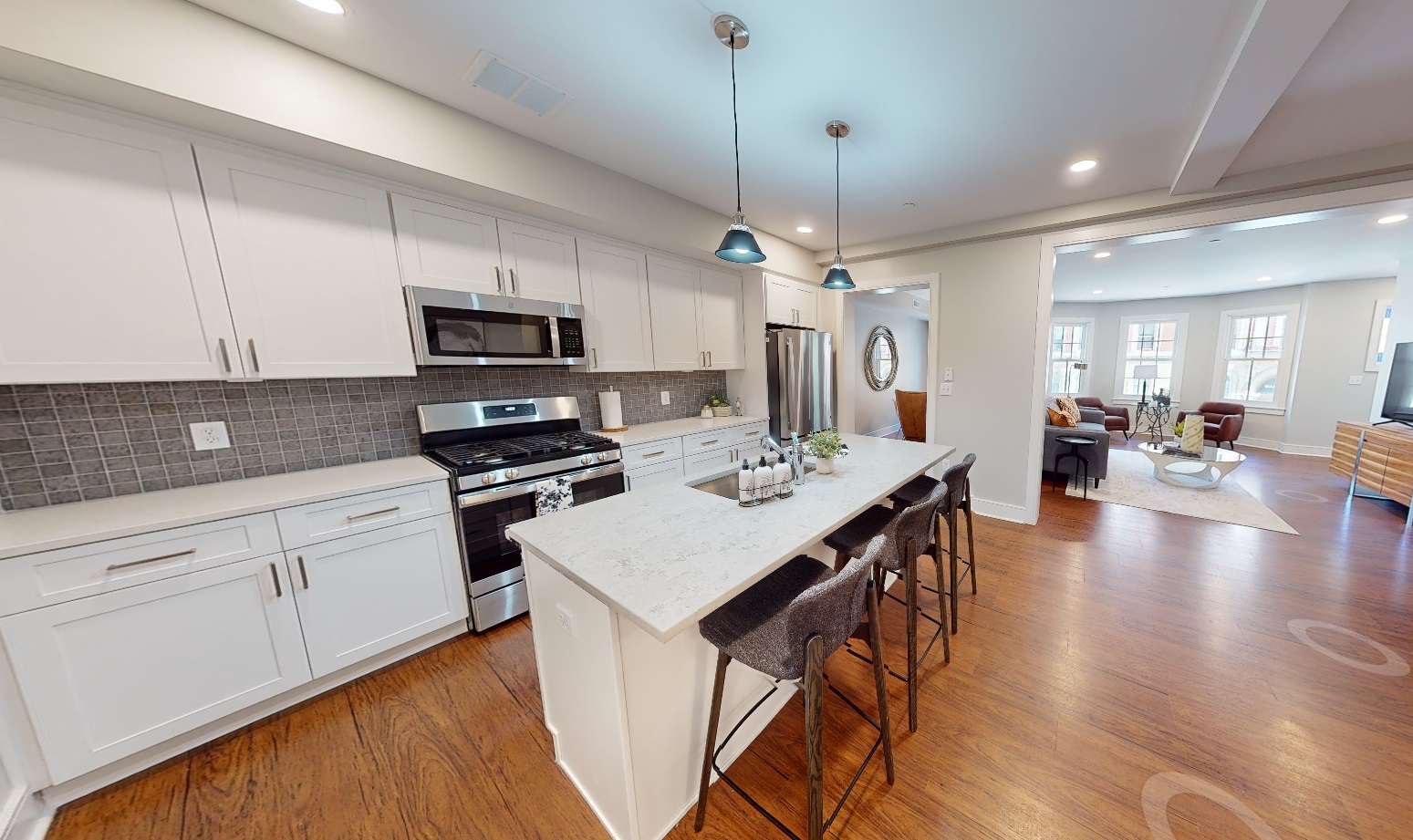 386 Harvard St, Mid-Cambridge