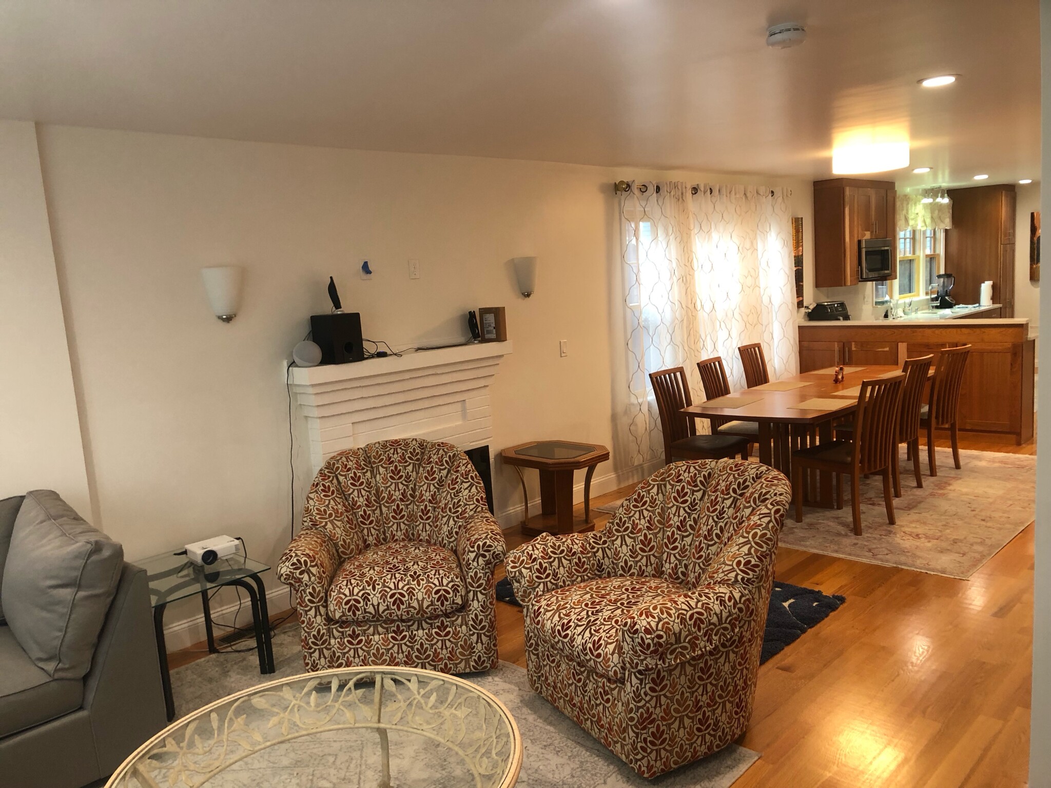 8 Goodman Rd, Central Square