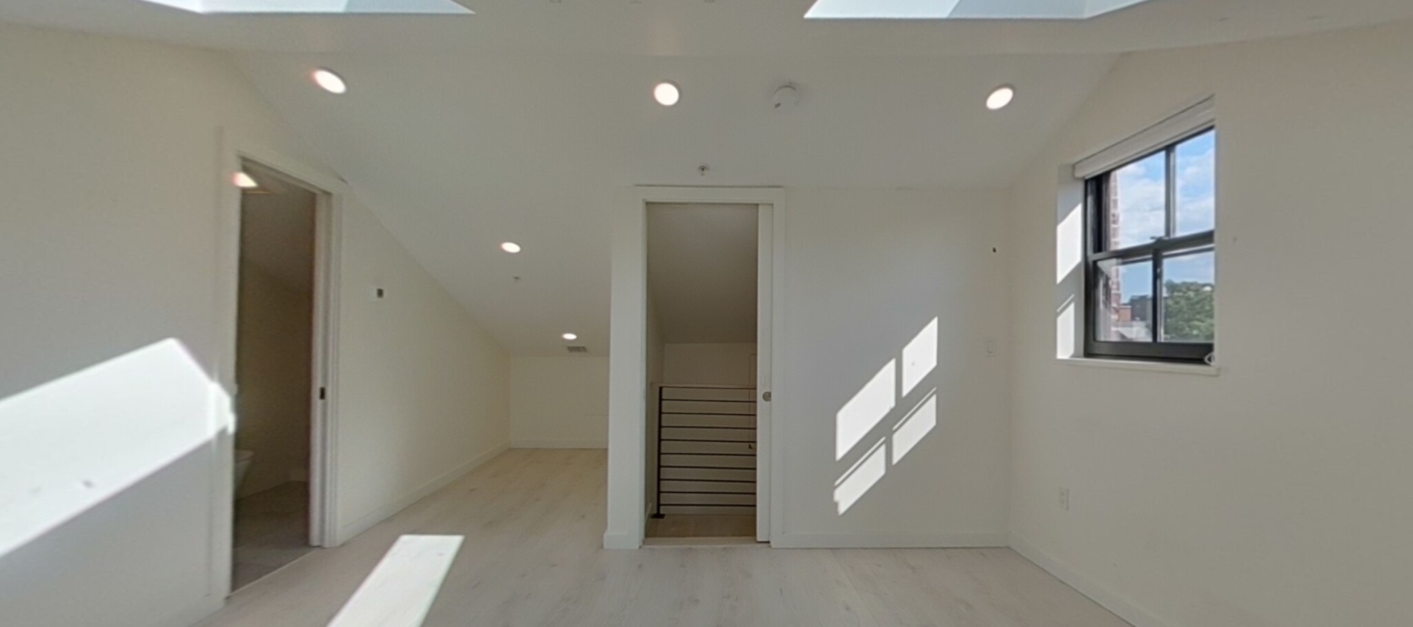 2 Worthington St, Mission Hill