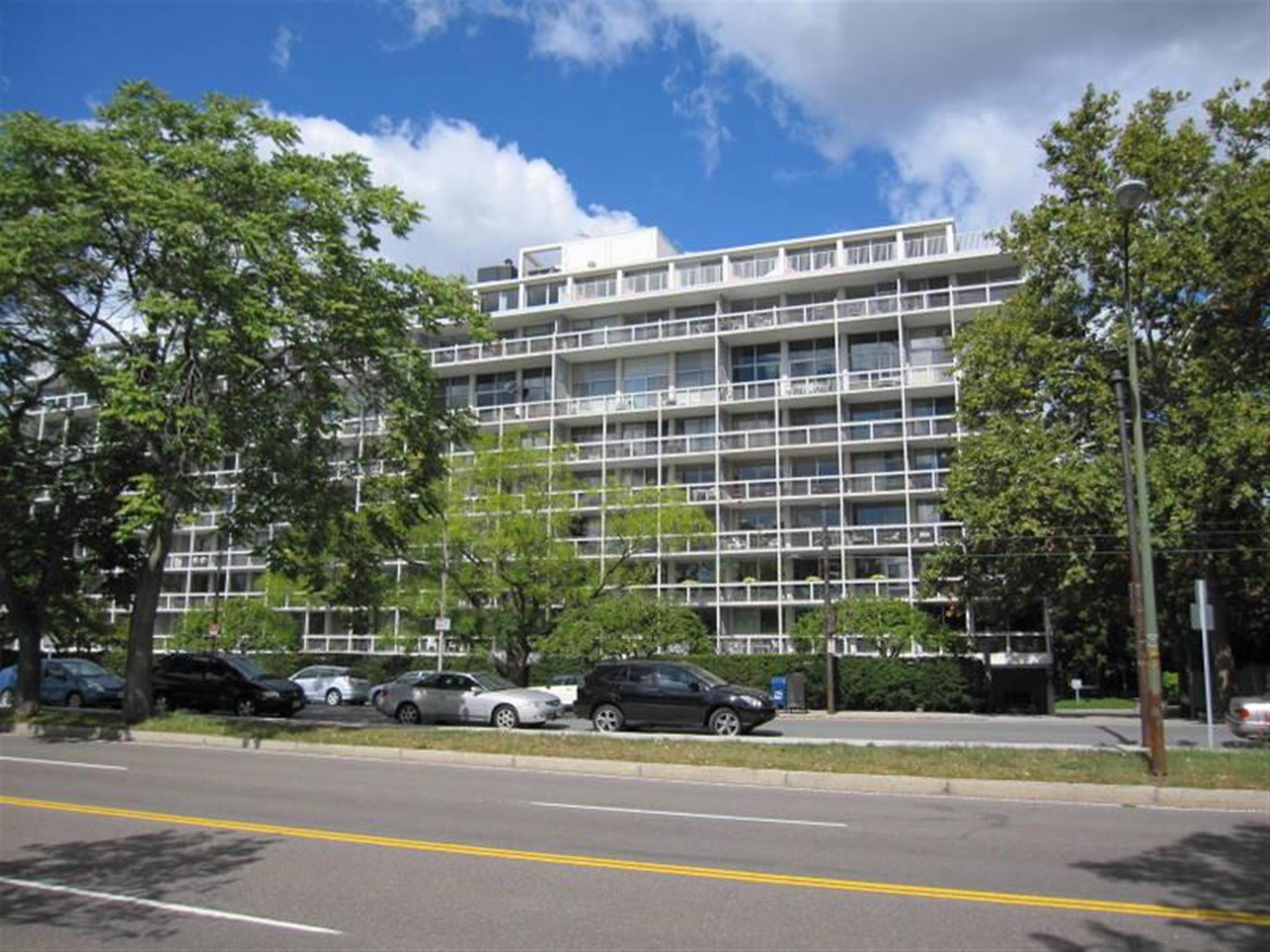 221 Mount Auburn St, Harvard Square