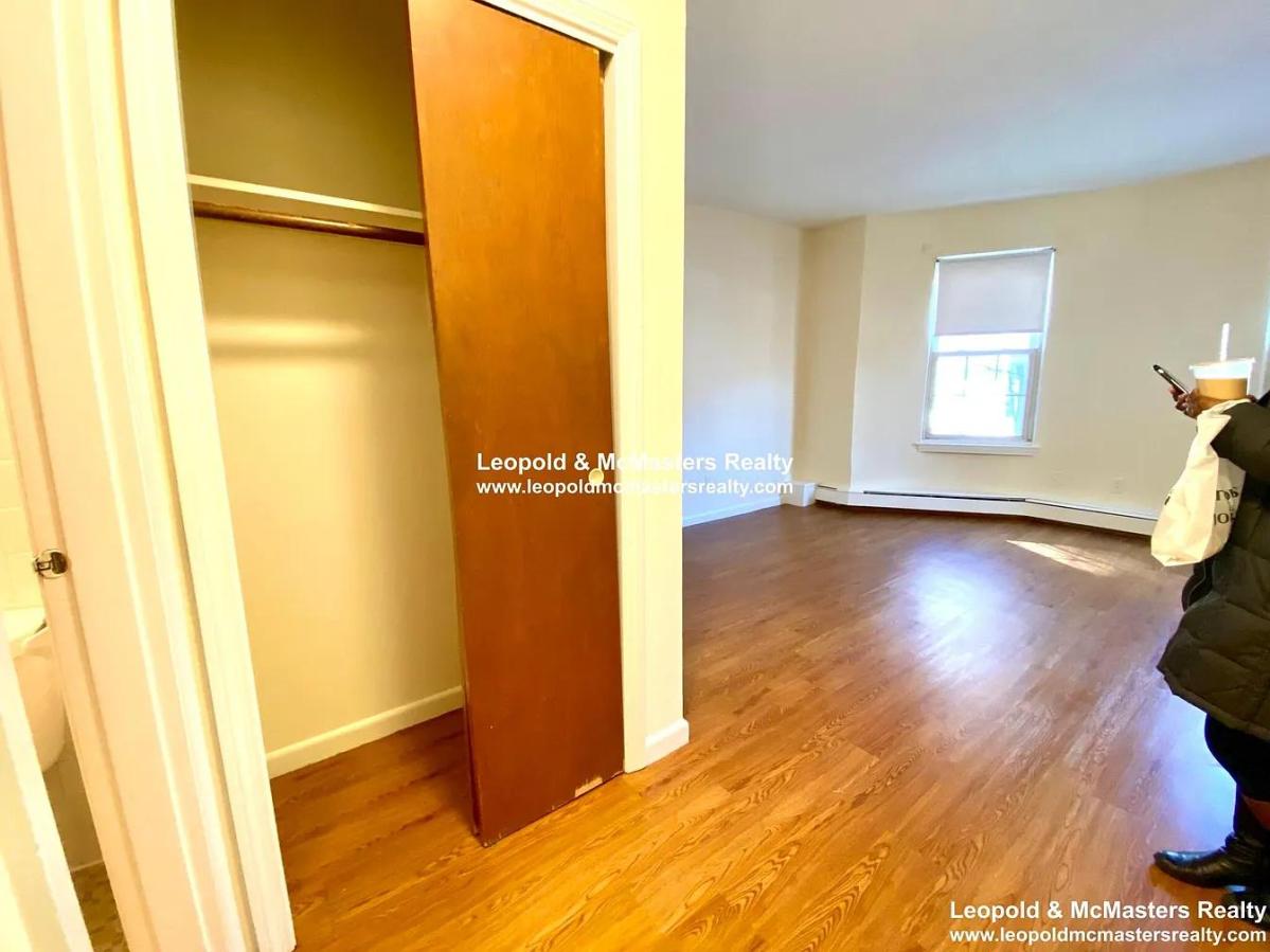 74 Huntington Ave, Jamaica Plain