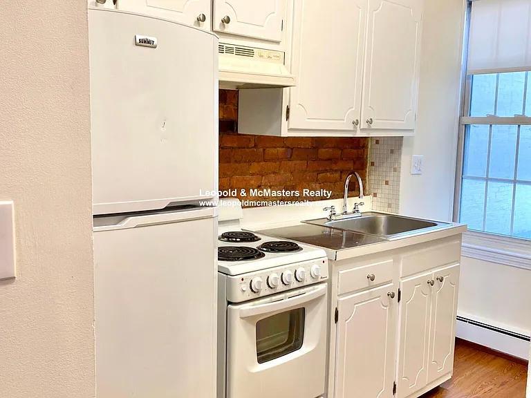 74 Huntington Ave, Jamaica Plain