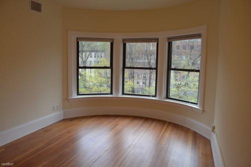 1463 Beacon St, Brookline Village