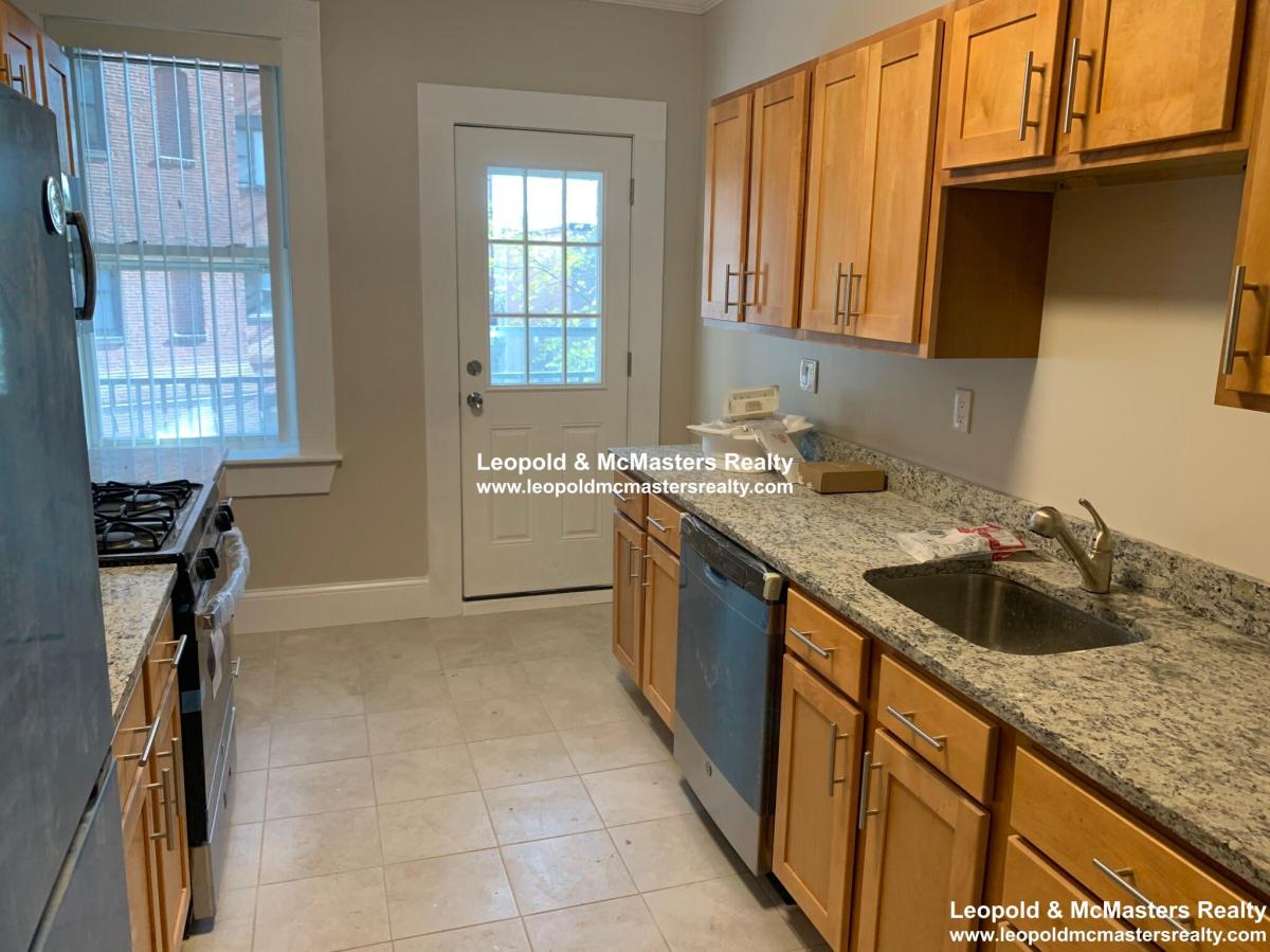 12 Short St, Coolidge Corner