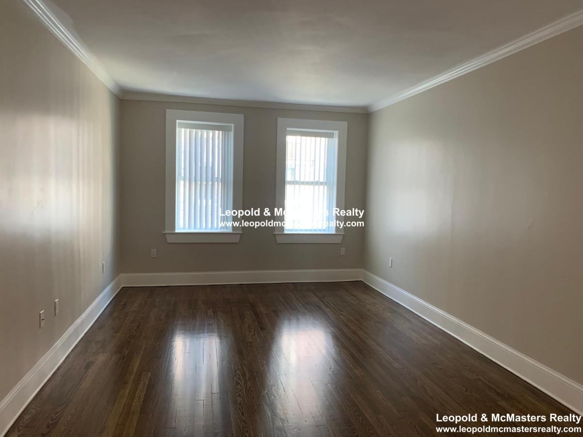 12 Short St, Coolidge Corner