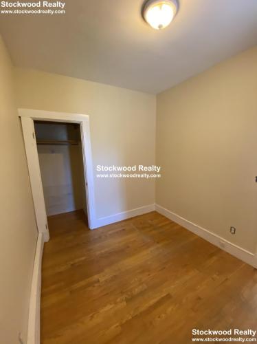 66 Middle St, South Boston