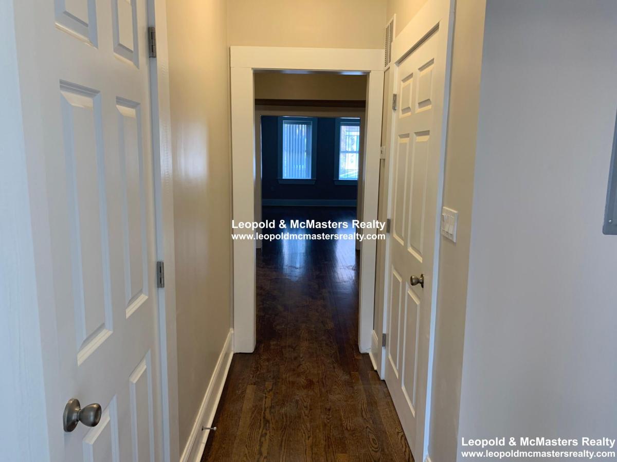 12 Short St, Coolidge Corner