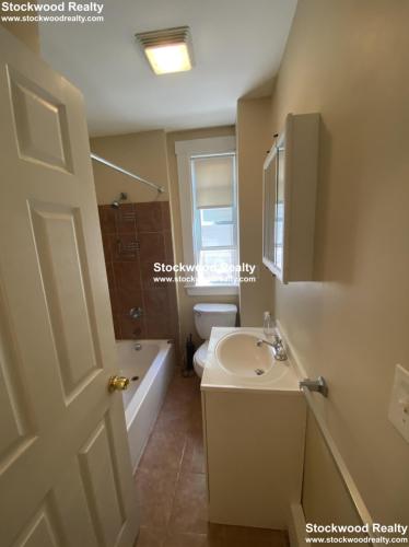 66 Middle St, South Boston