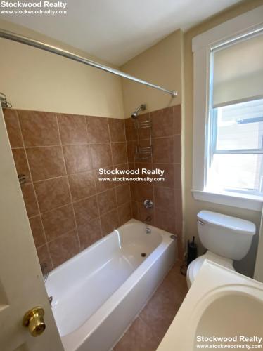 66 Middle St, South Boston