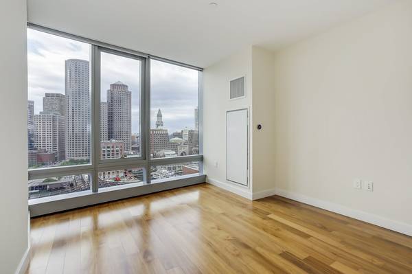 25 Northern Ave, Seaport District