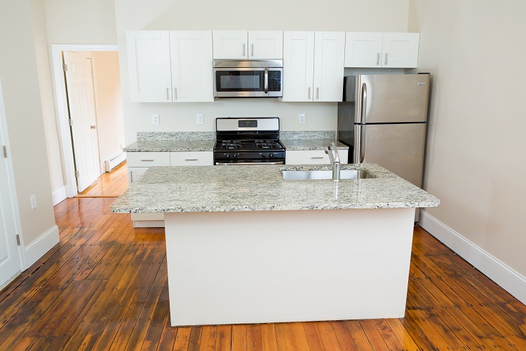 18 Ashley St, Jamaica Plain