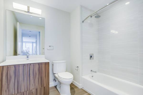 25 Northern Ave, Seaport District