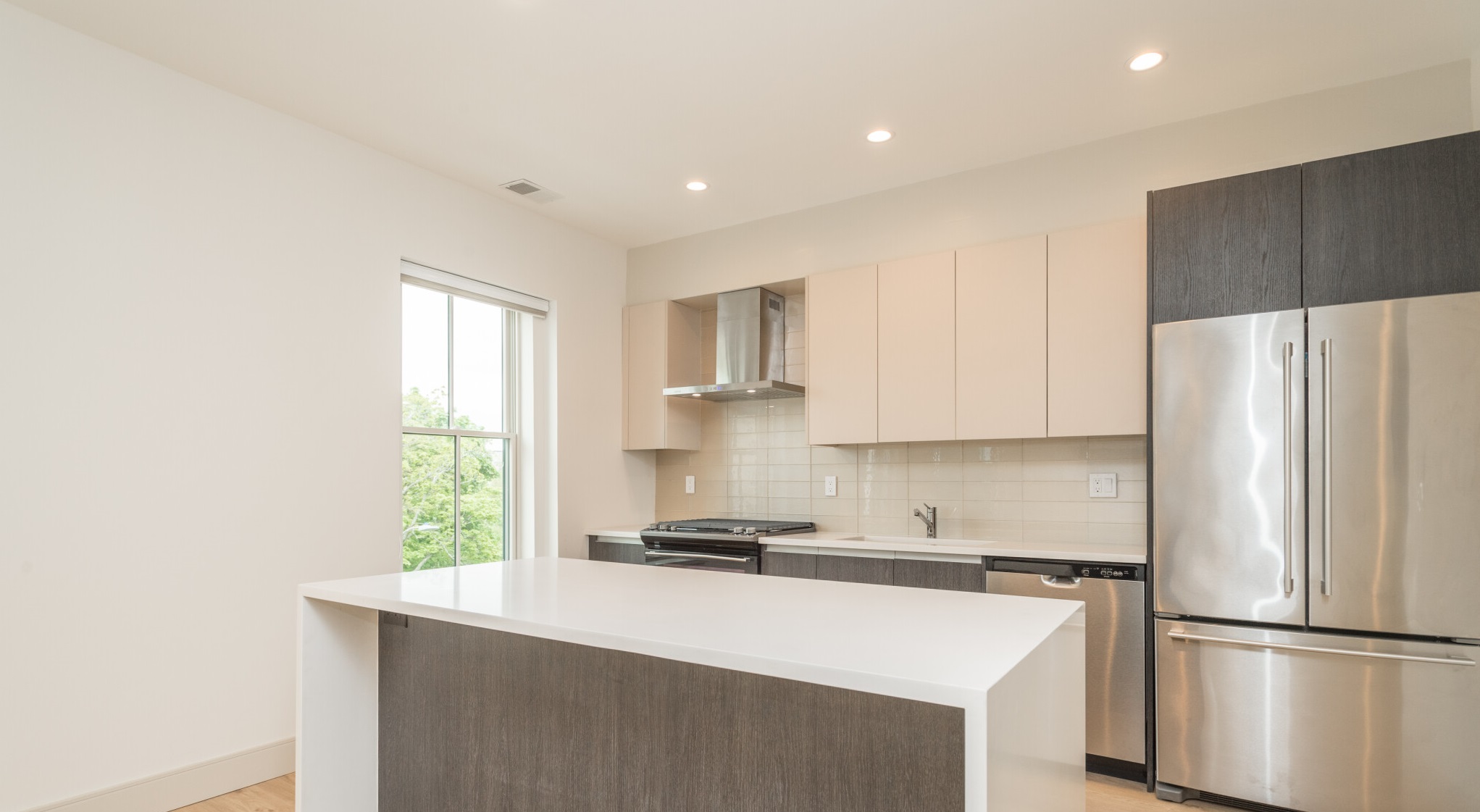 178 Saint Alphonsus St, Mission Hill