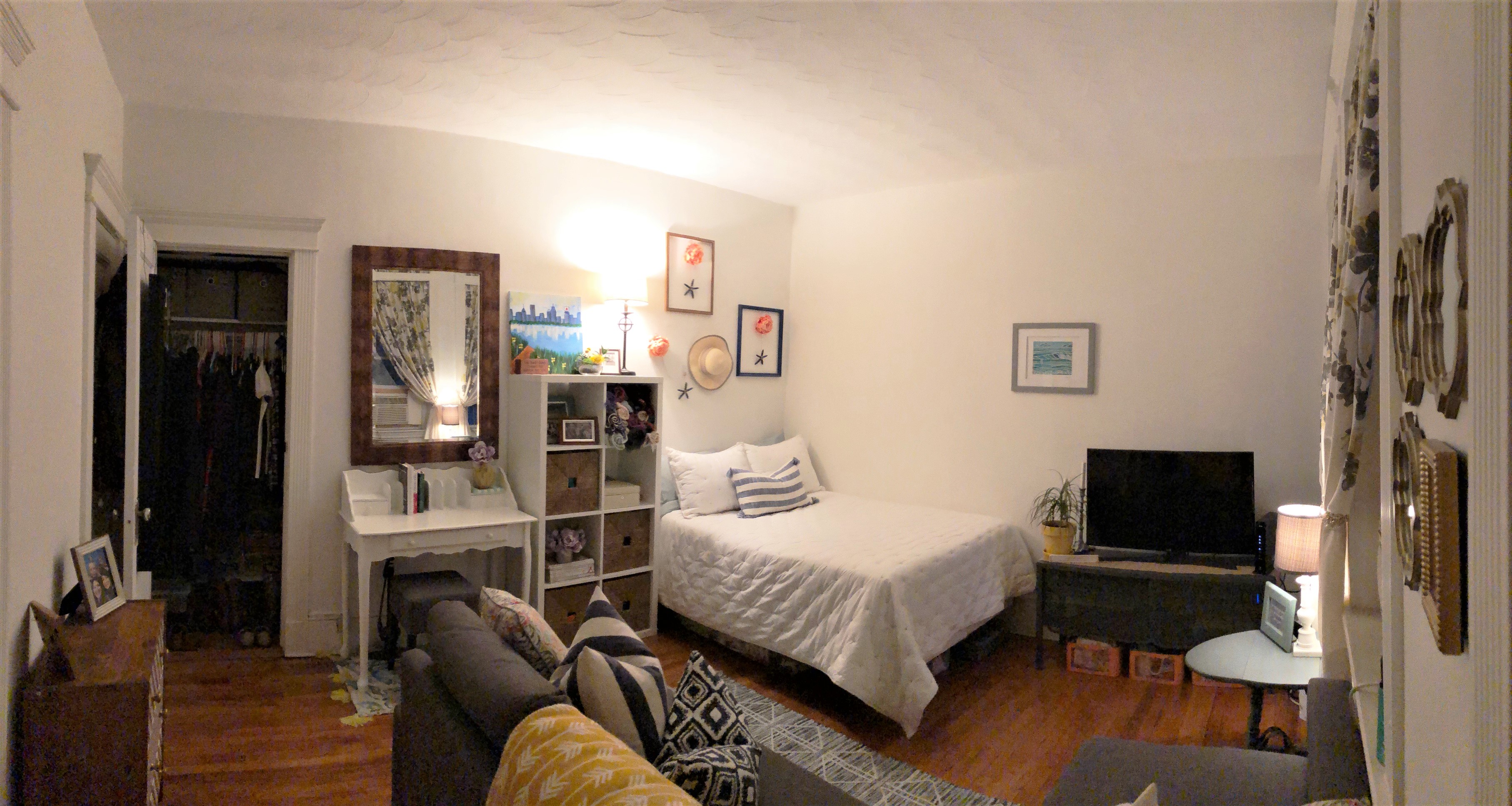 15 Parkman St, Longwood