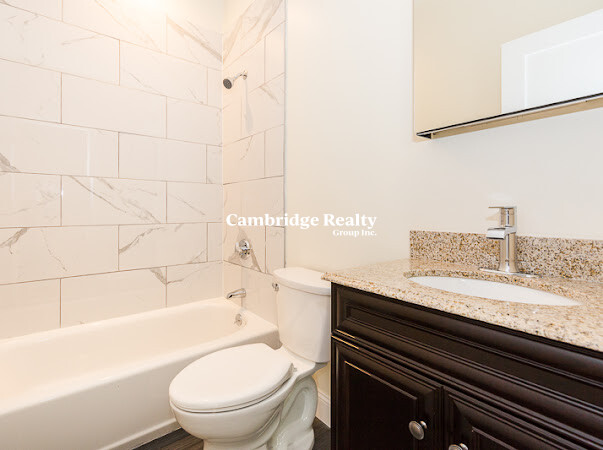 126 Monument St, West Medford