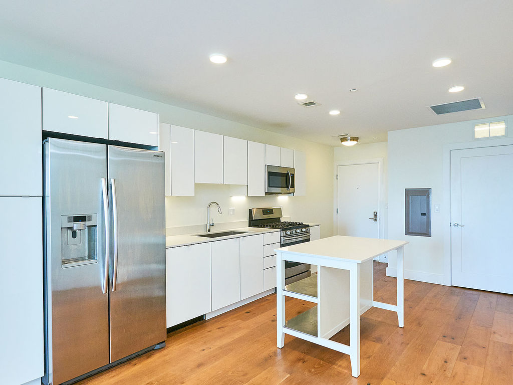 250 Meridian St, East Boston