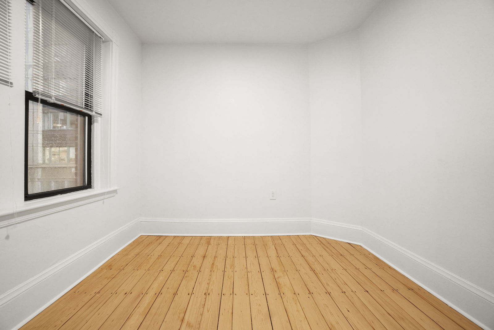 13 Garrison Ave, Back Bay