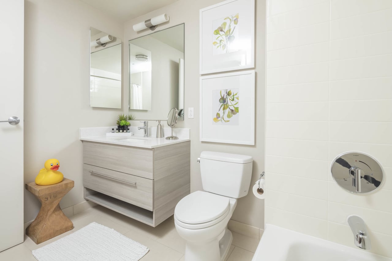 665 Washington St, Downtown