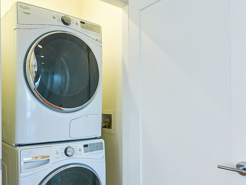 250 Meridian St, East Boston