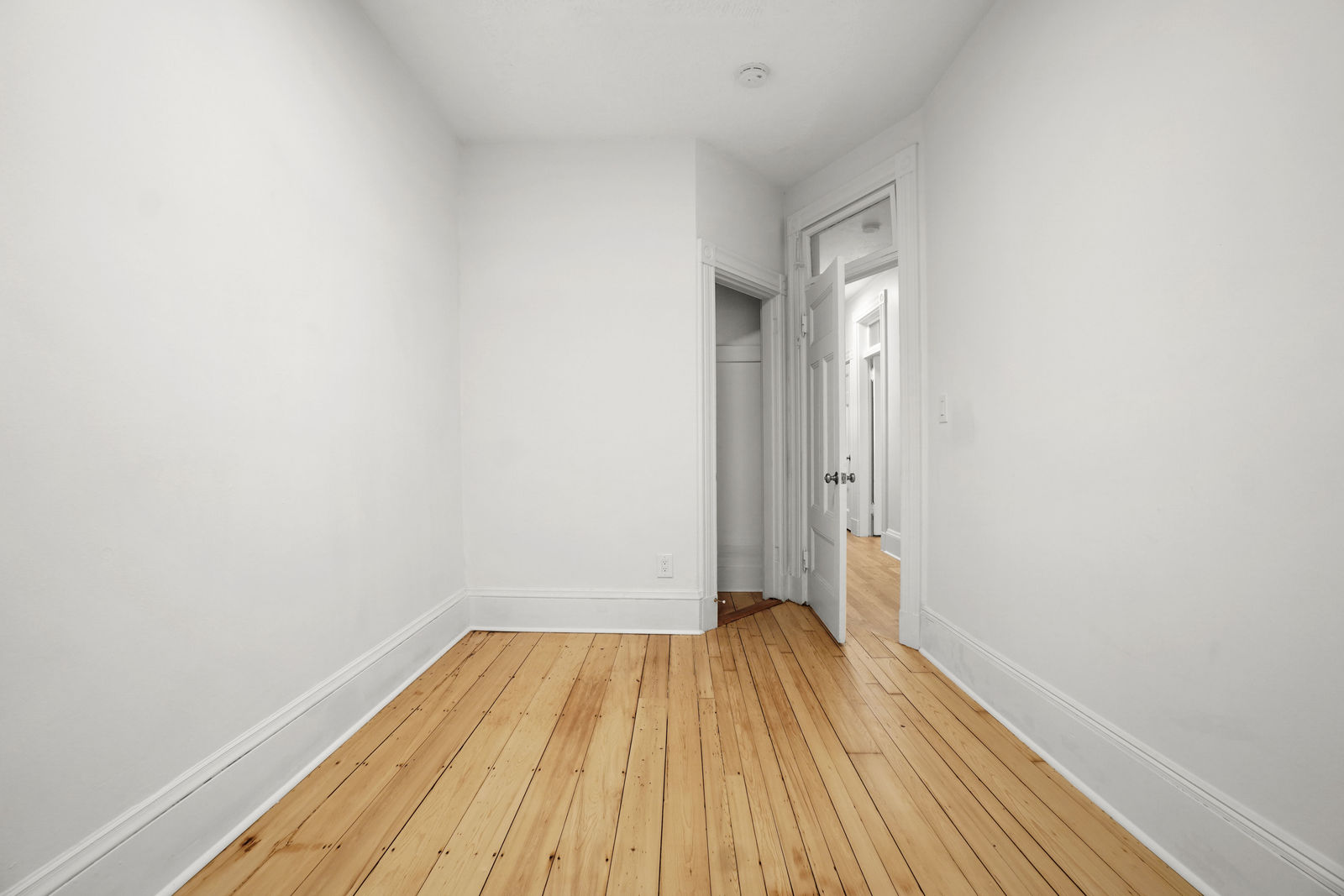 13 Garrison Ave, Back Bay