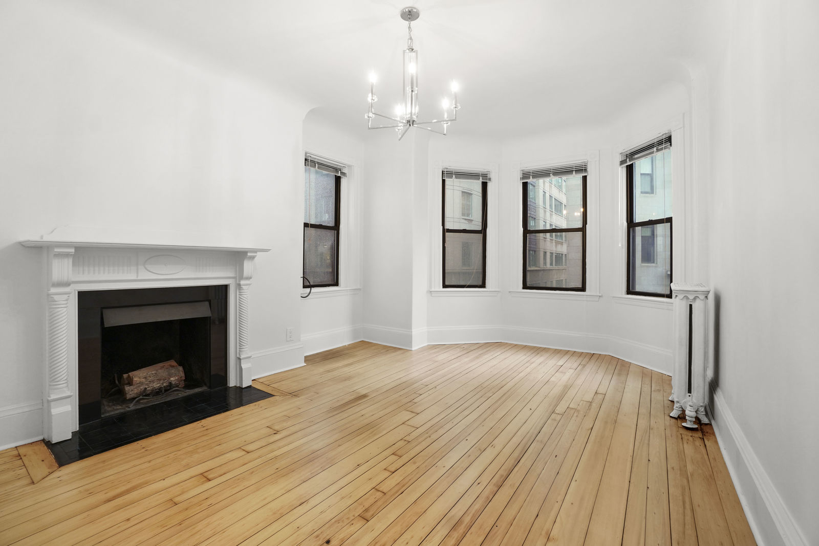 13 Garrison Ave, Back Bay