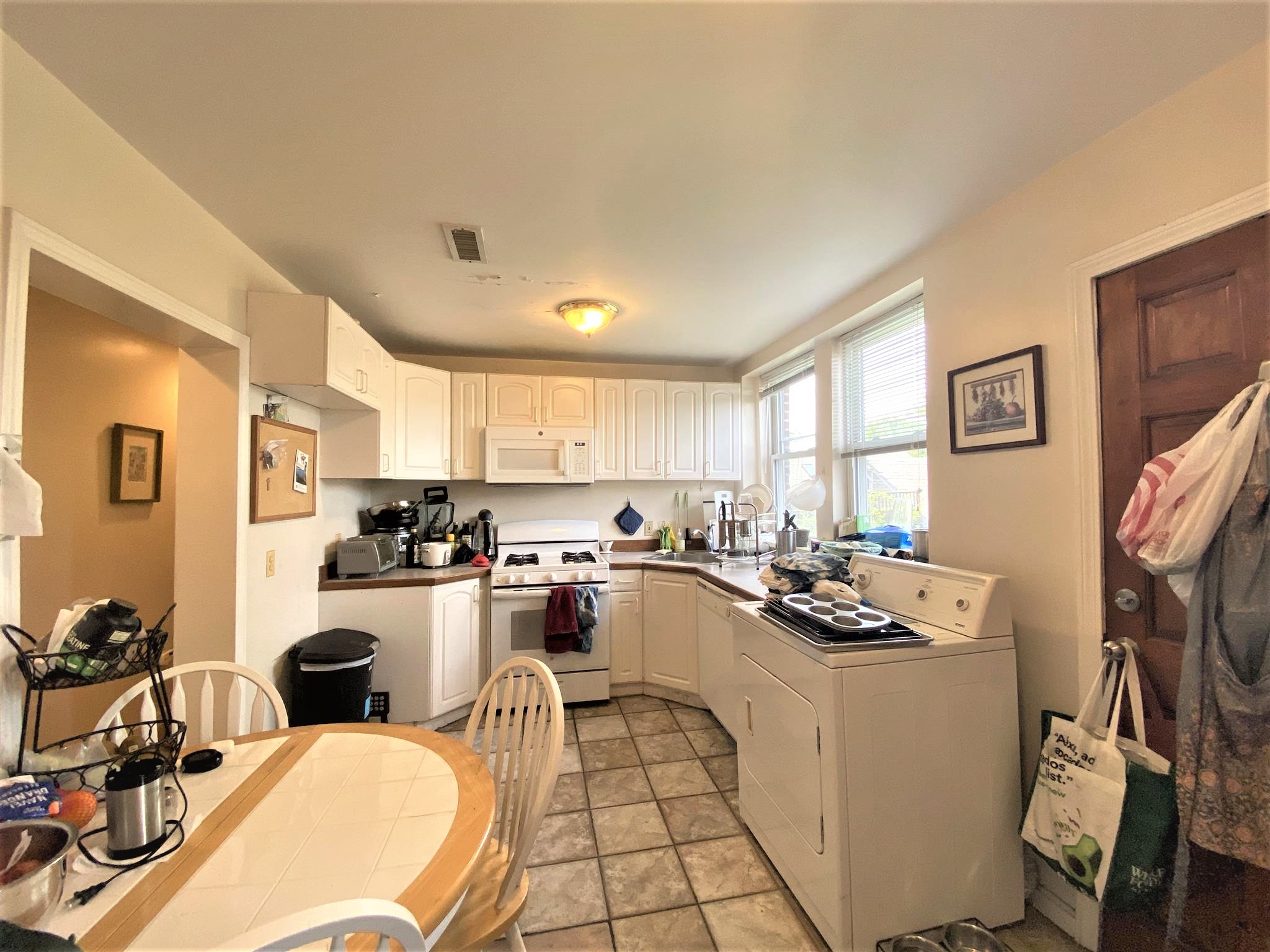 54 Kelly Rd, Cambridgeport