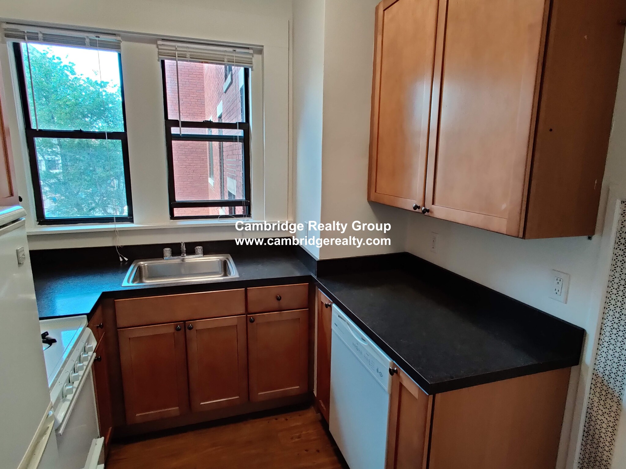 1010 Massachusetts Ave, Riverside