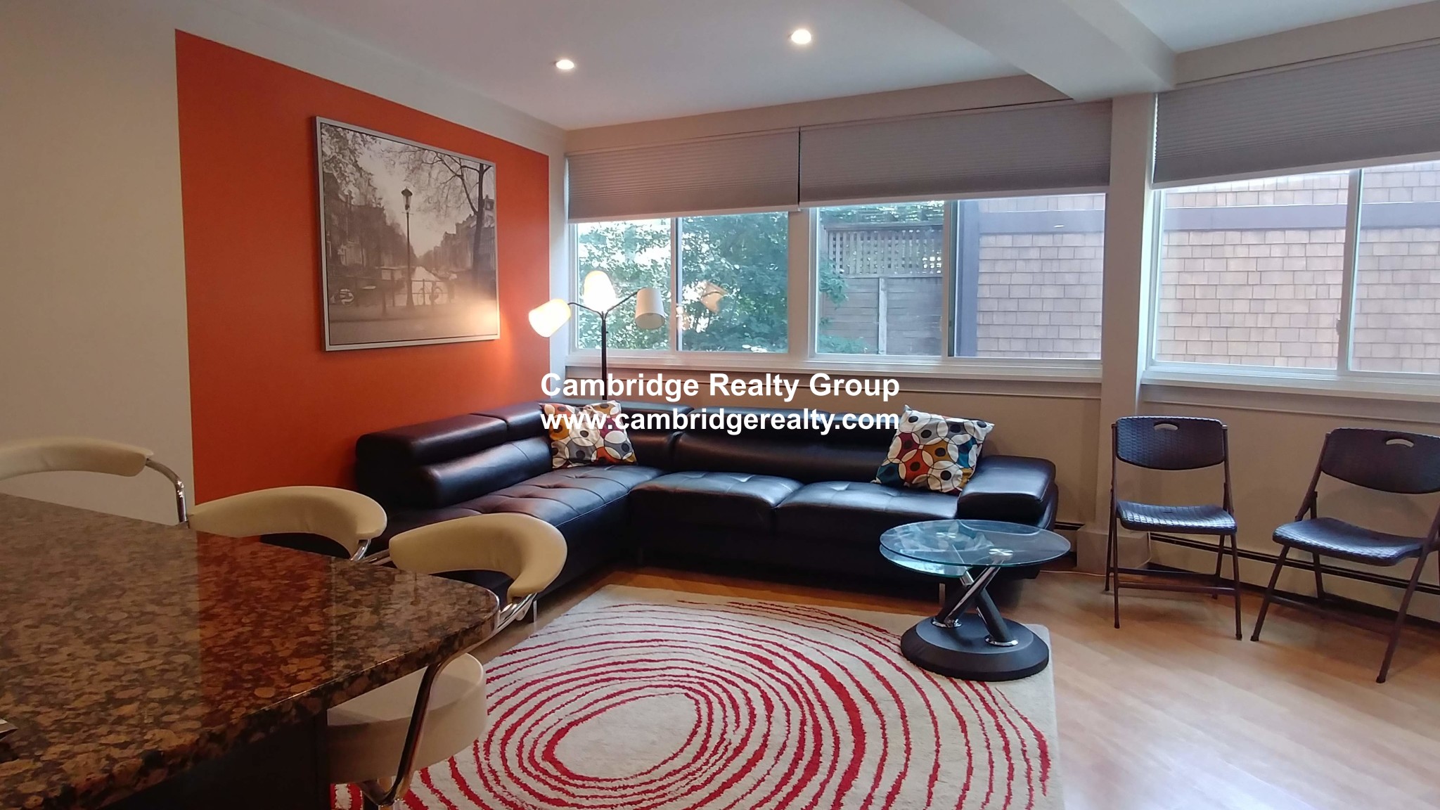 516 Green St, Central Square