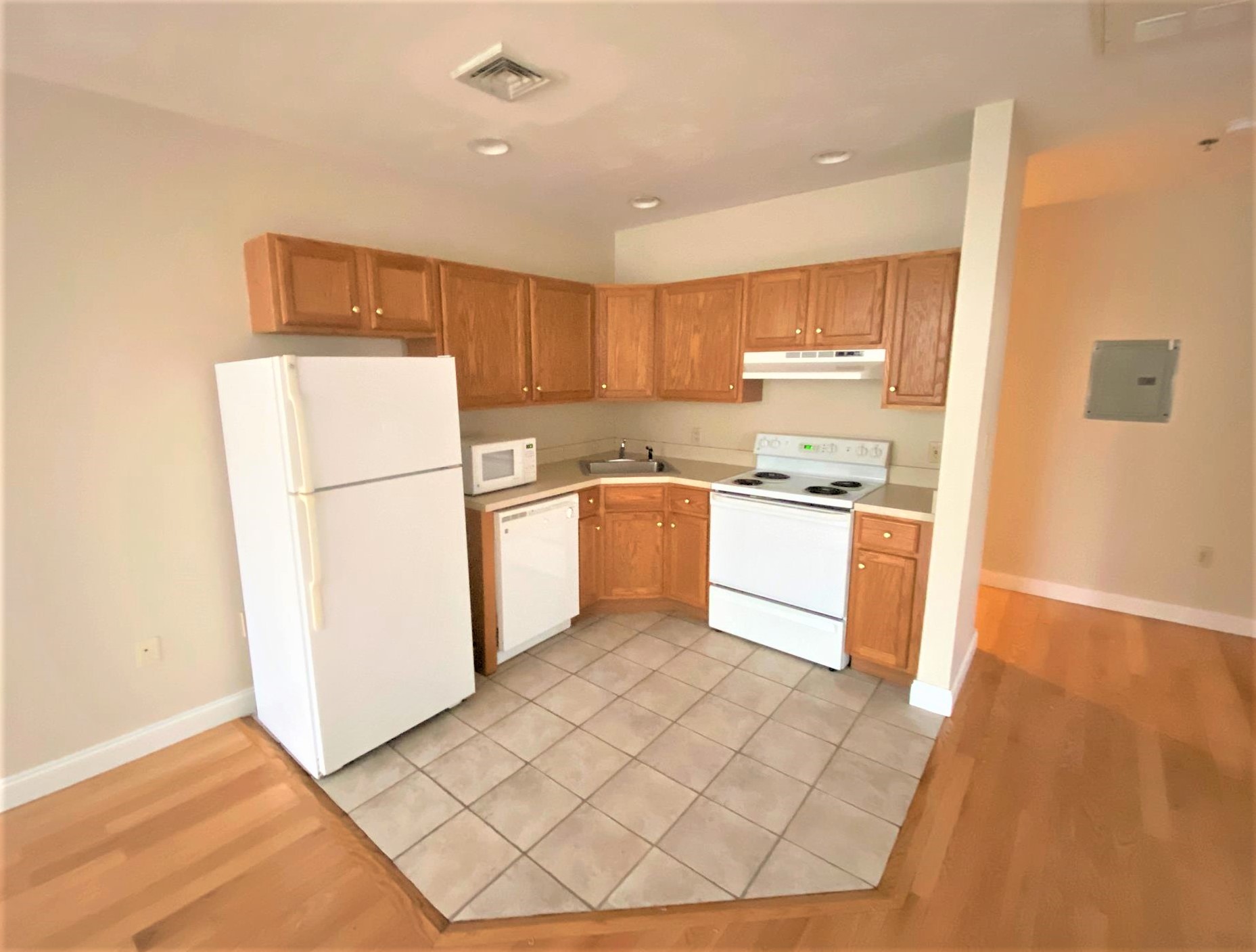 15 Pearl St, Central Square