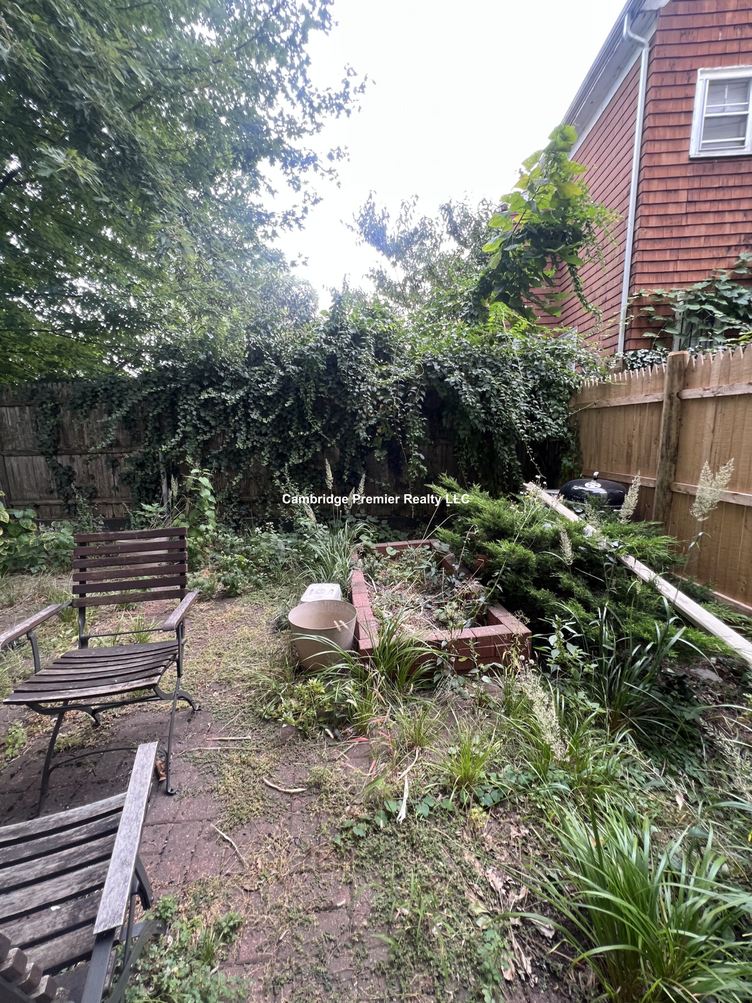 384 Washington St, Ward Two