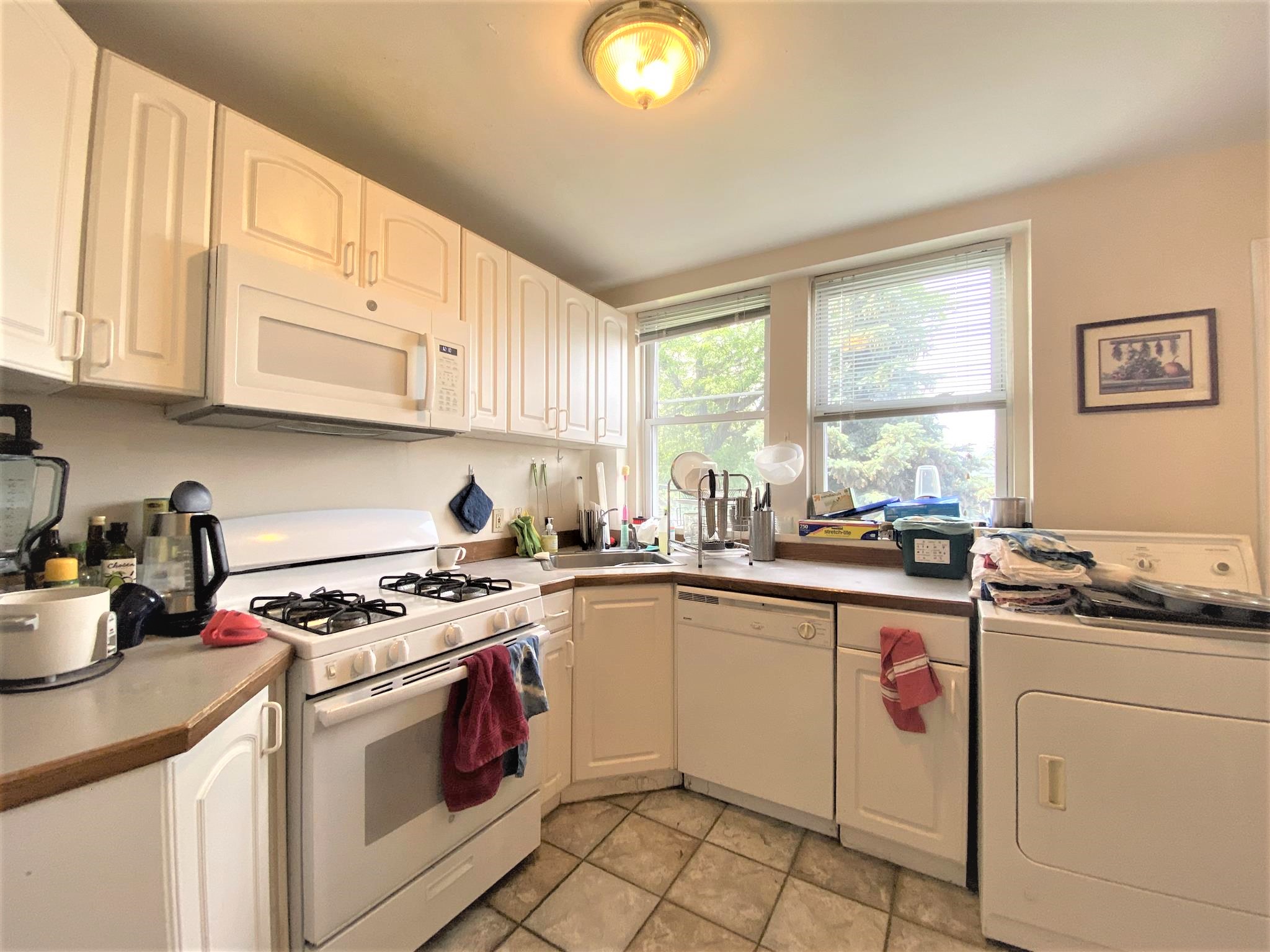 54 Kelly Rd, Cambridgeport
