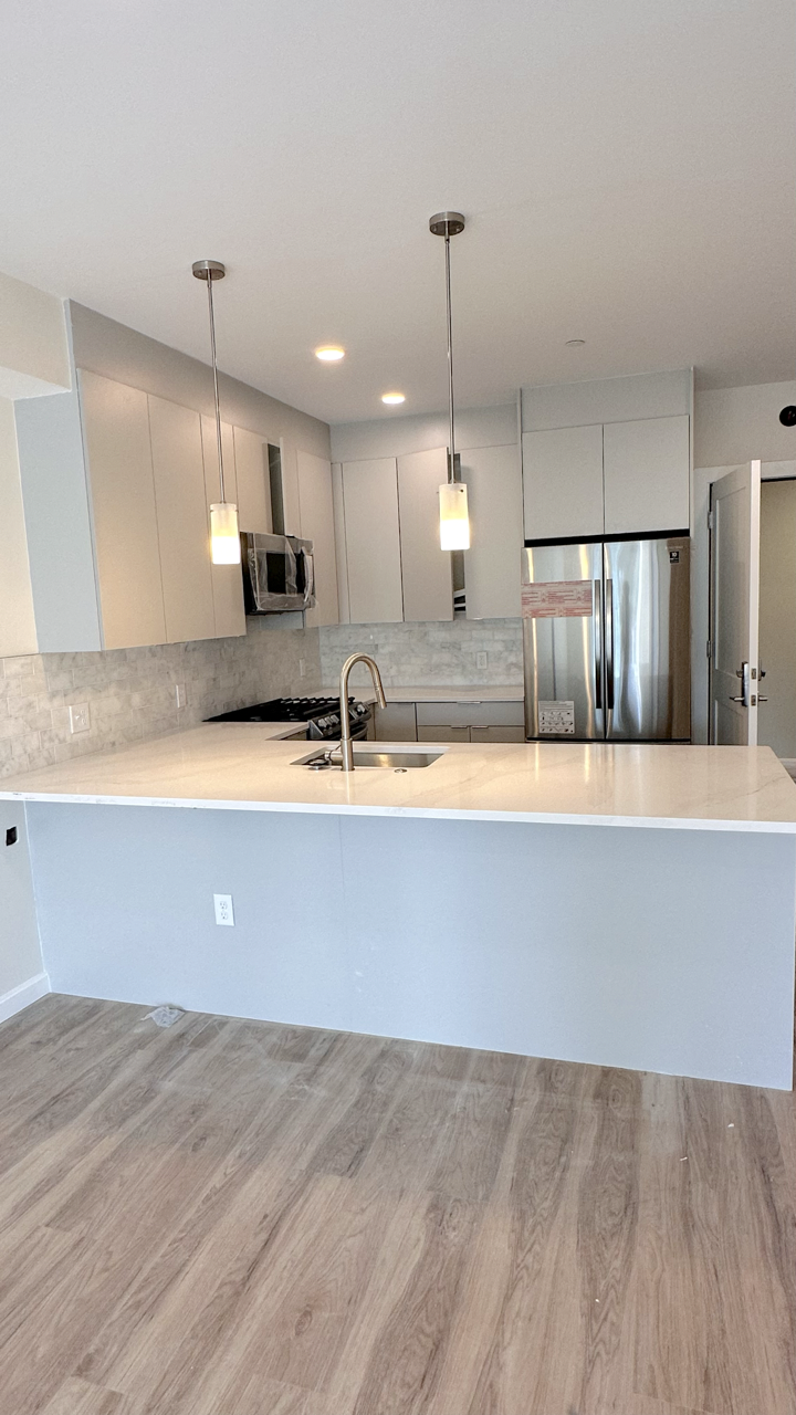 460 Washington St, Brighton