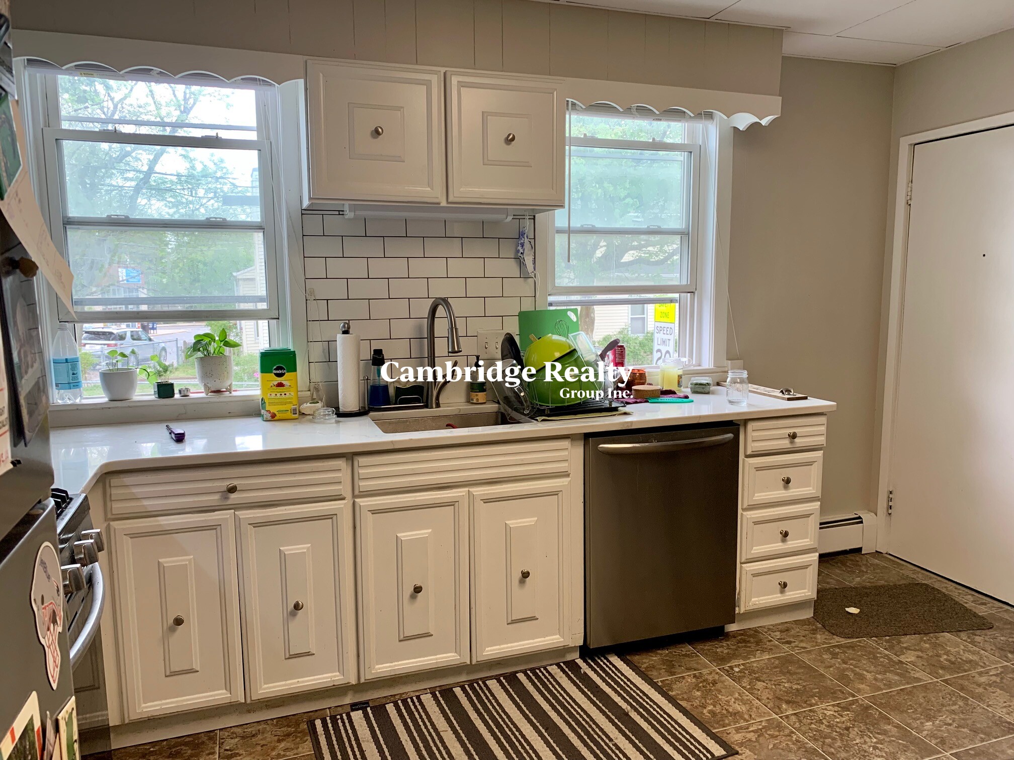 158 Holland St, Teele Square