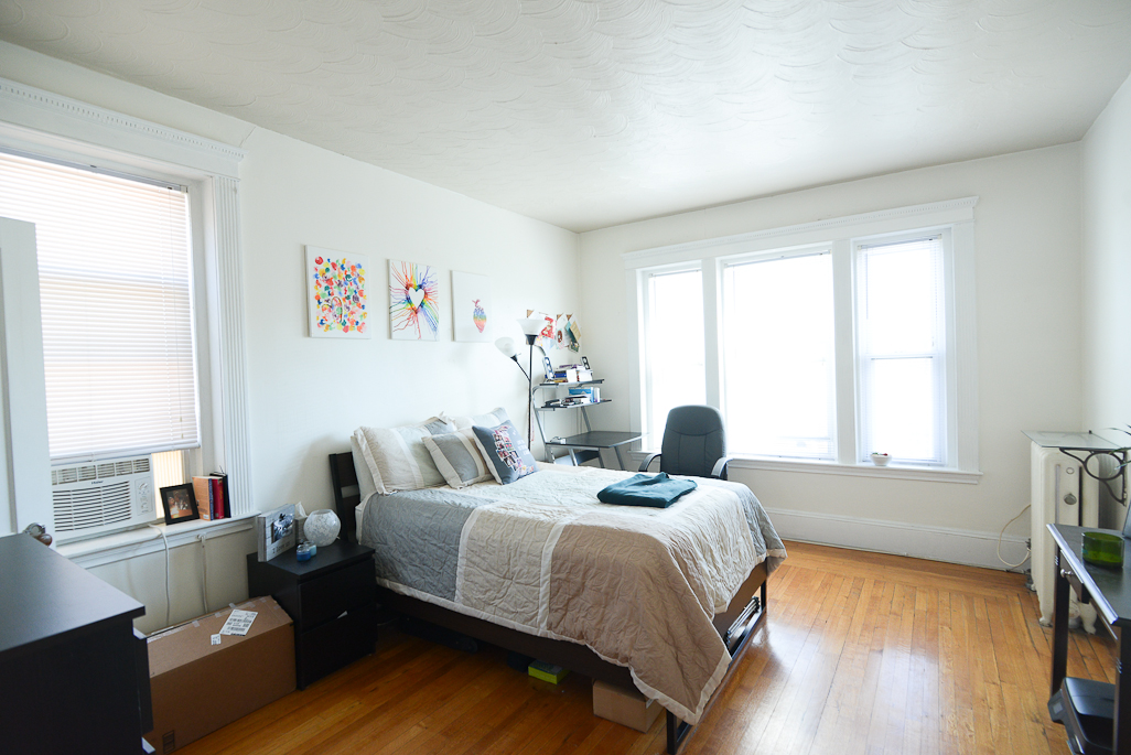 15 Parkman St, Longwood