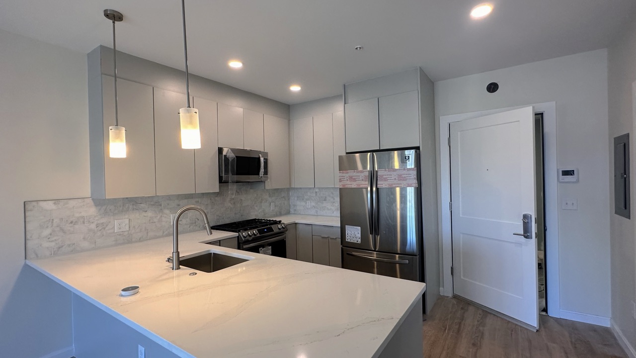 460 Washington St, Brighton