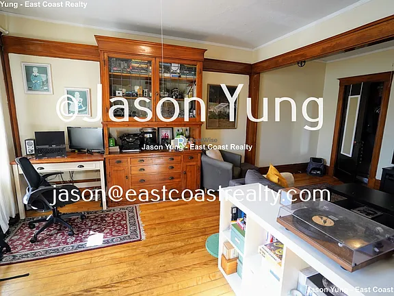 222 South St, Jamaica Plain