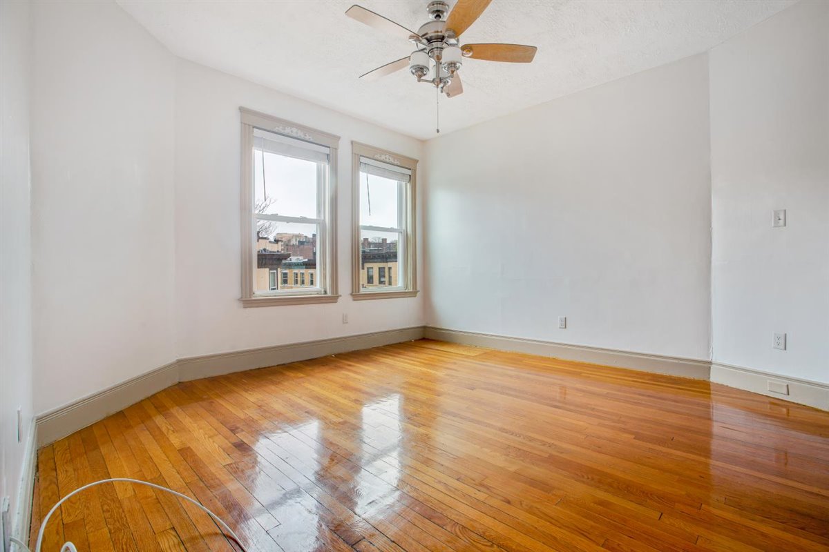 134 Sutherland Rd, Brighton