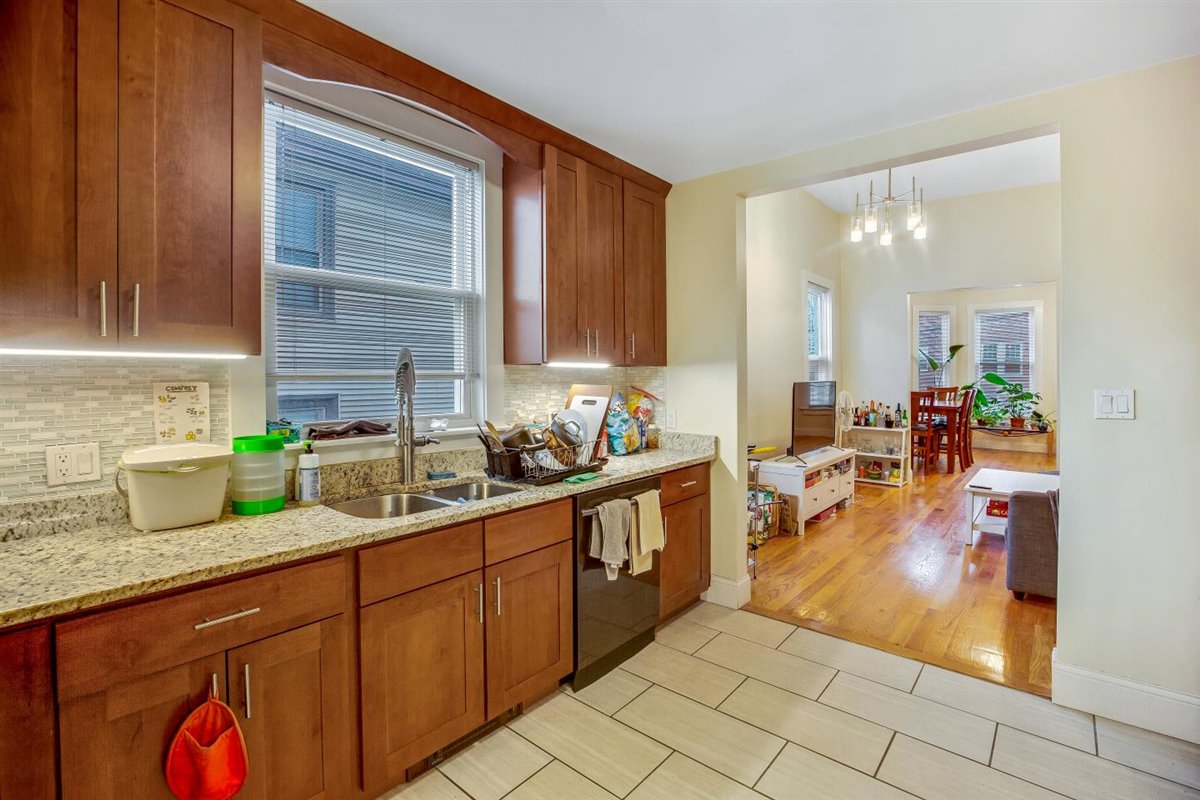 21 Monastery Rd, Brighton