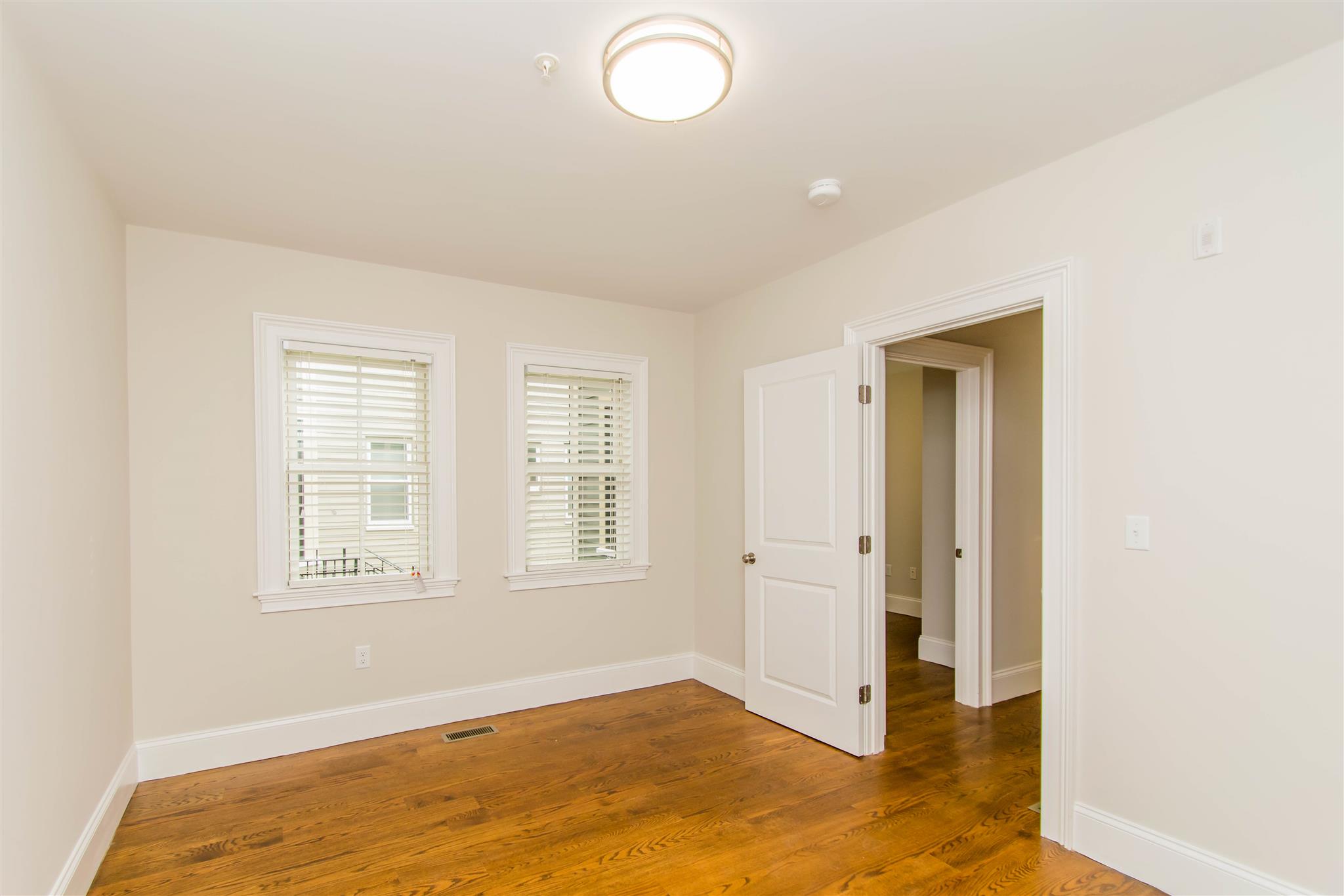 126 Columbia St, Central Square