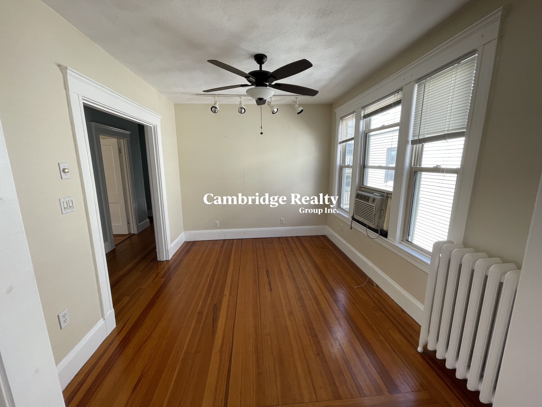 39 Magnus Ave, Ward Two