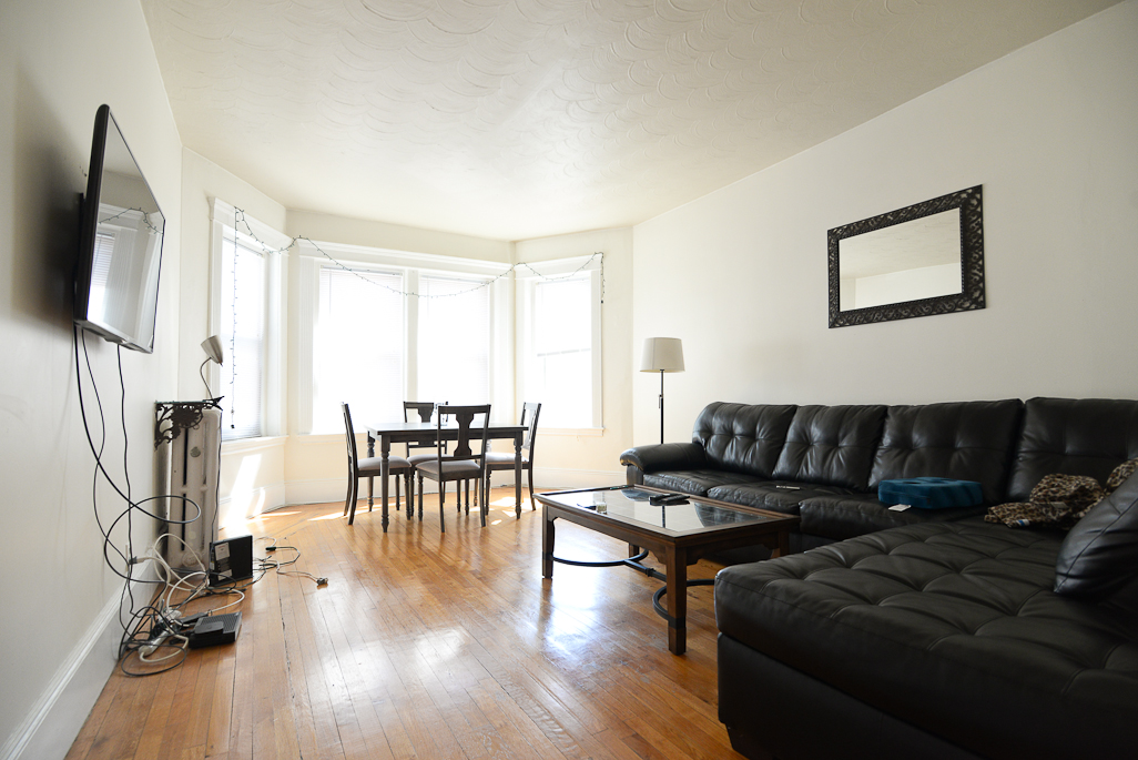 15 Parkman St, Longwood