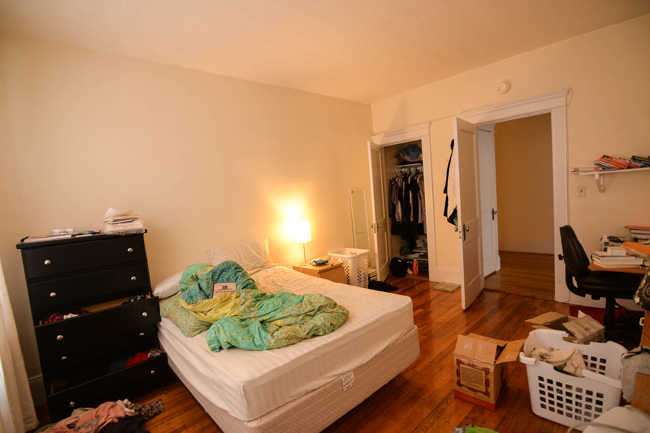 15 Parkman St, Longwood