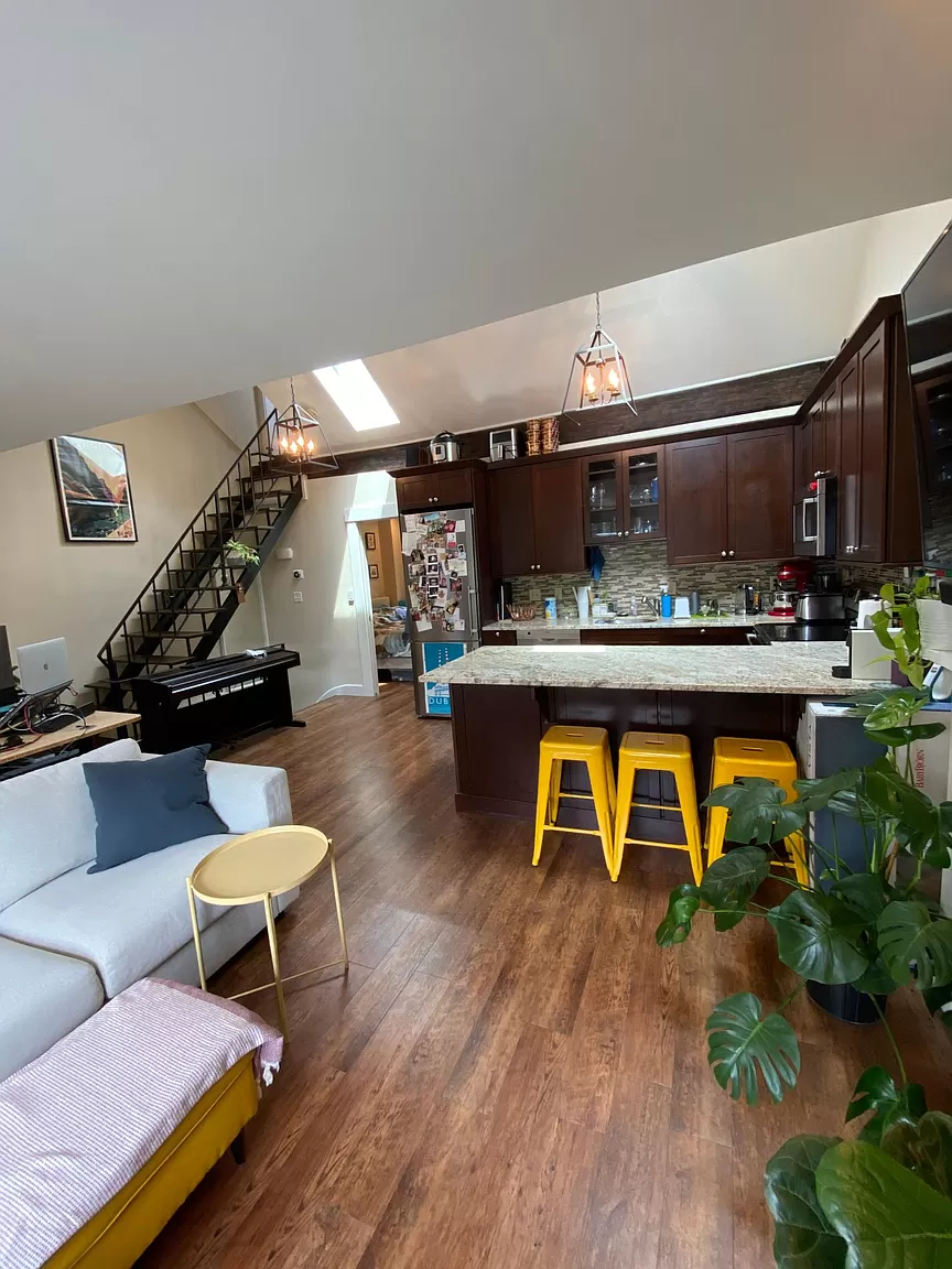 2 Cedar Pl, Back Bay