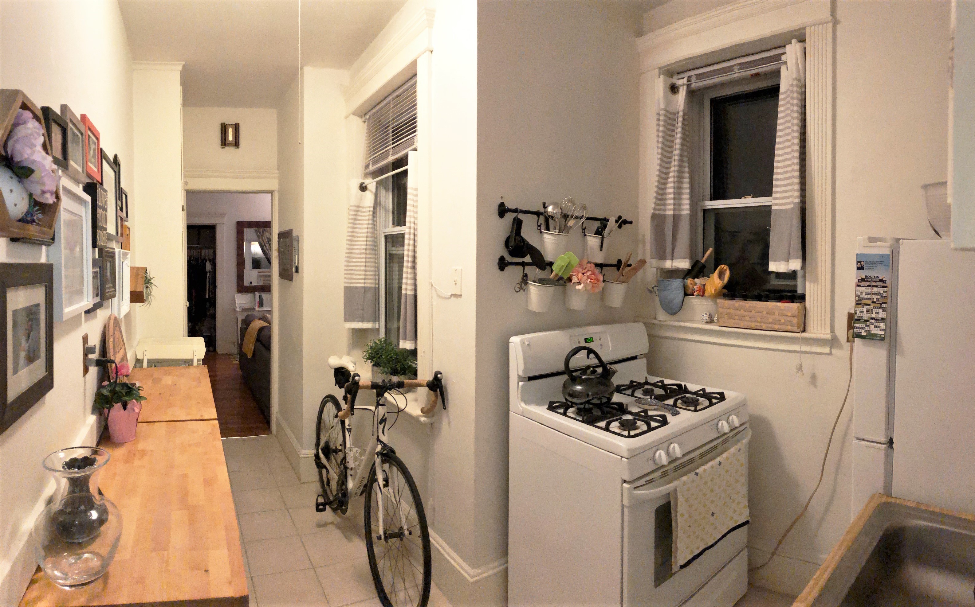 15 Parkman St, Longwood