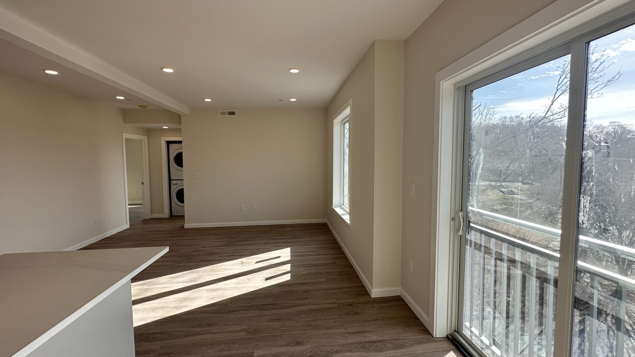 458 Washington St, Brighton