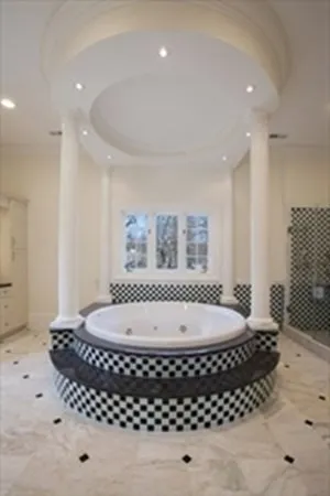 75 Woodfall Rd, Belmont