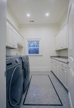 75 Woodfall Rd, Belmont